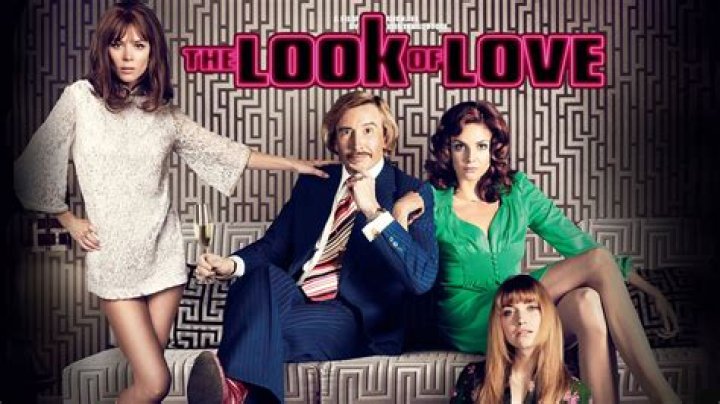 The look of love:&nbsp;The Loki actor, 40, looked lovingly over at his girlfriend, 37, as they stripped off into their swimwear